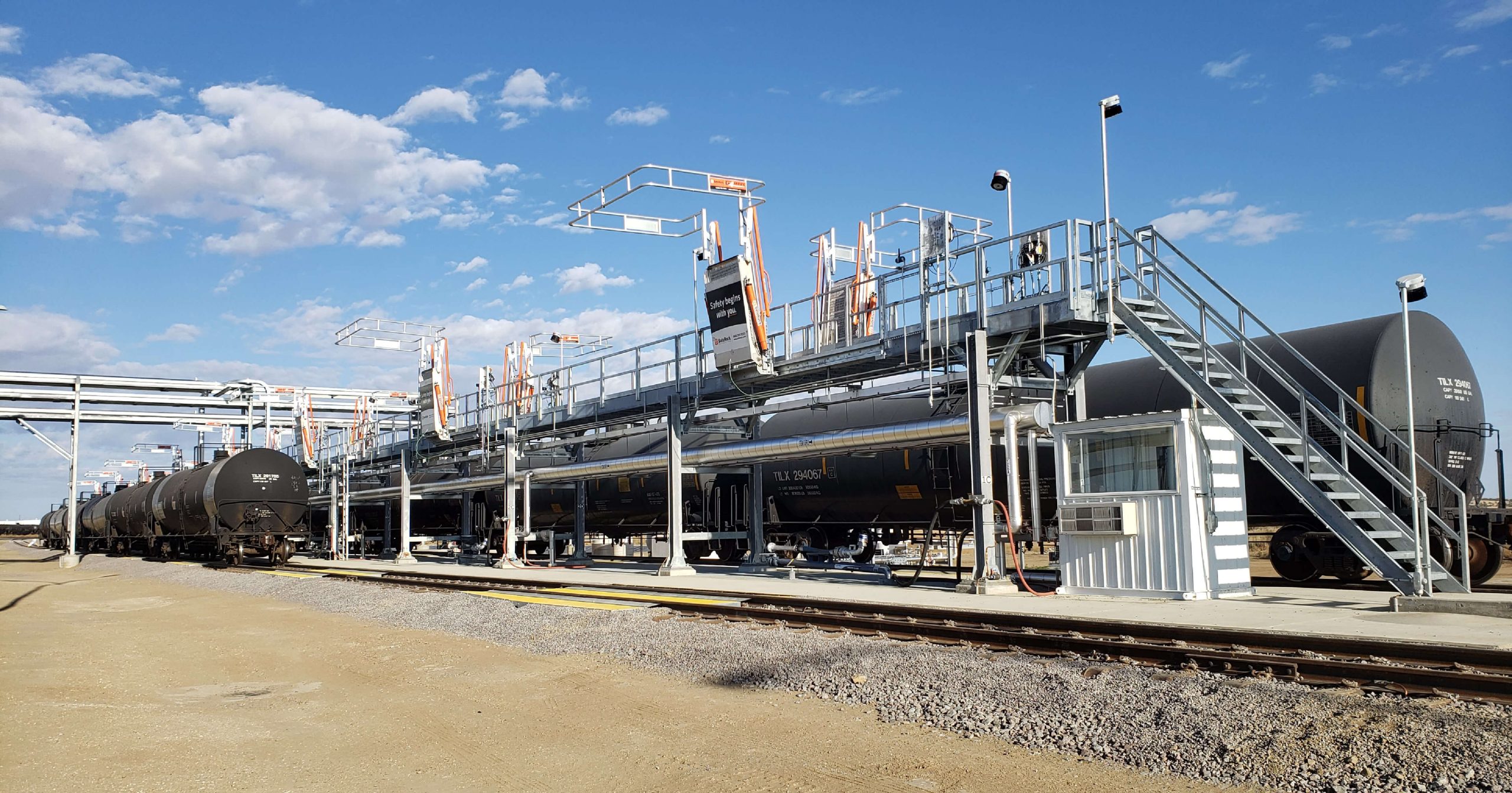 renewable rail loading terminal